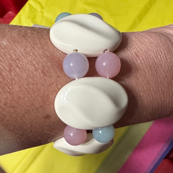 Avon Shades of Spring Stretch Bracelet 1990 - Picture 2 of 6